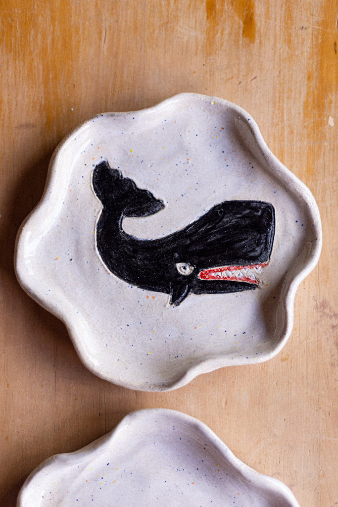 Frilled Whale Plate