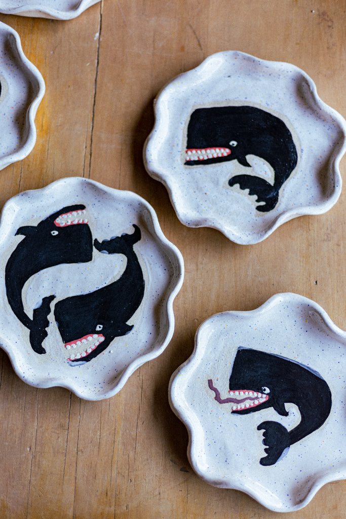 Curly Whale Plate